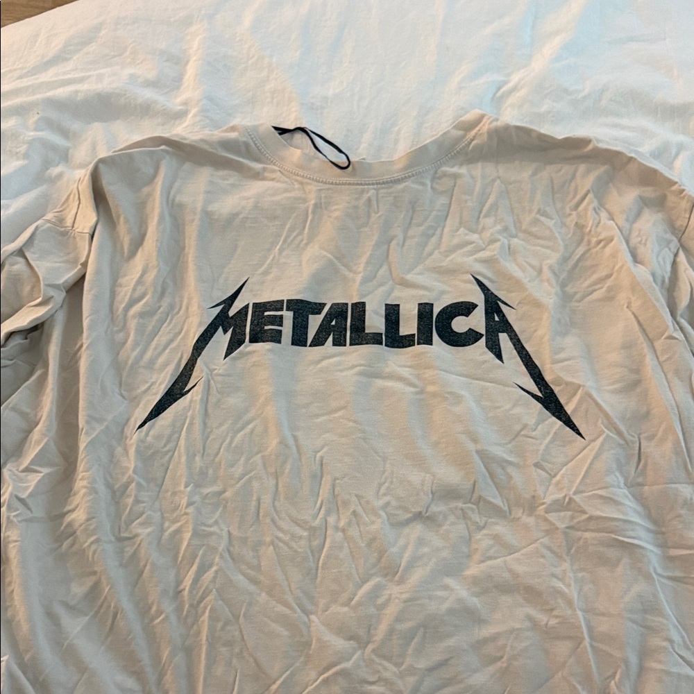 Beige Metallica t Shirt